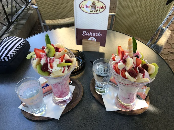 Cocktails und Eis